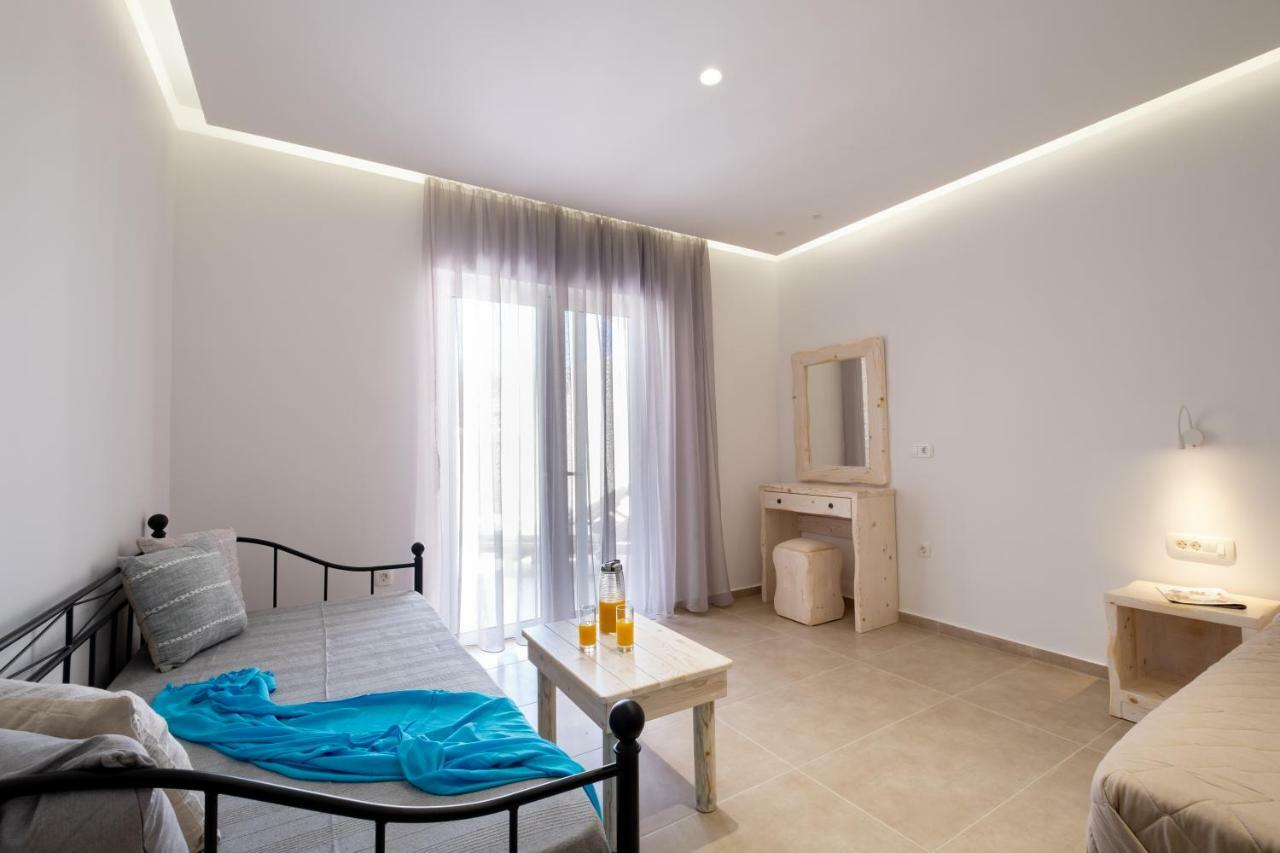 Cyclops Beach Apartments Playa de Perivolos Exterior foto