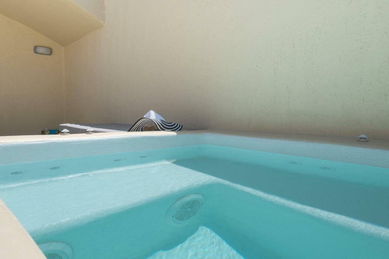 Cyclops Beach Apartments Playa de Perivolos Exterior foto