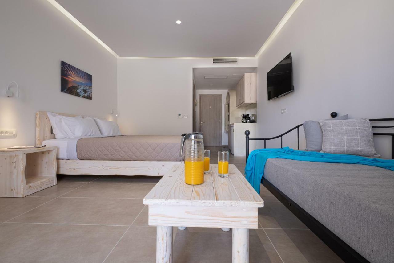 Cyclops Beach Apartments Playa de Perivolos Exterior foto